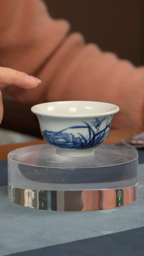 杯子瓷杨贵云 青花内绘兰花草