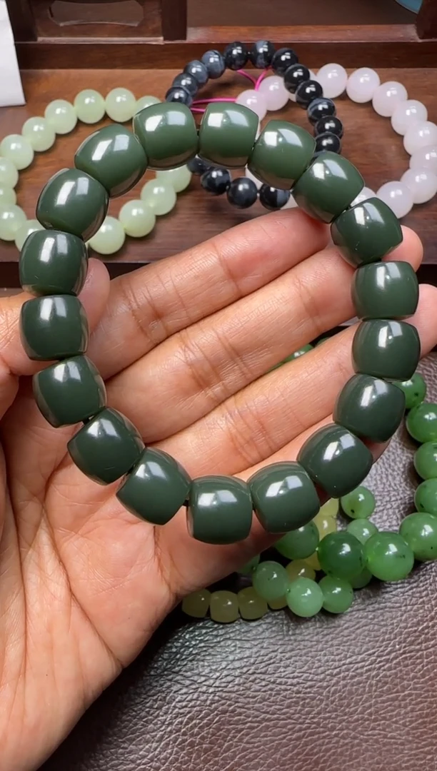 未镶嵌和田玉挂件和田玉手串