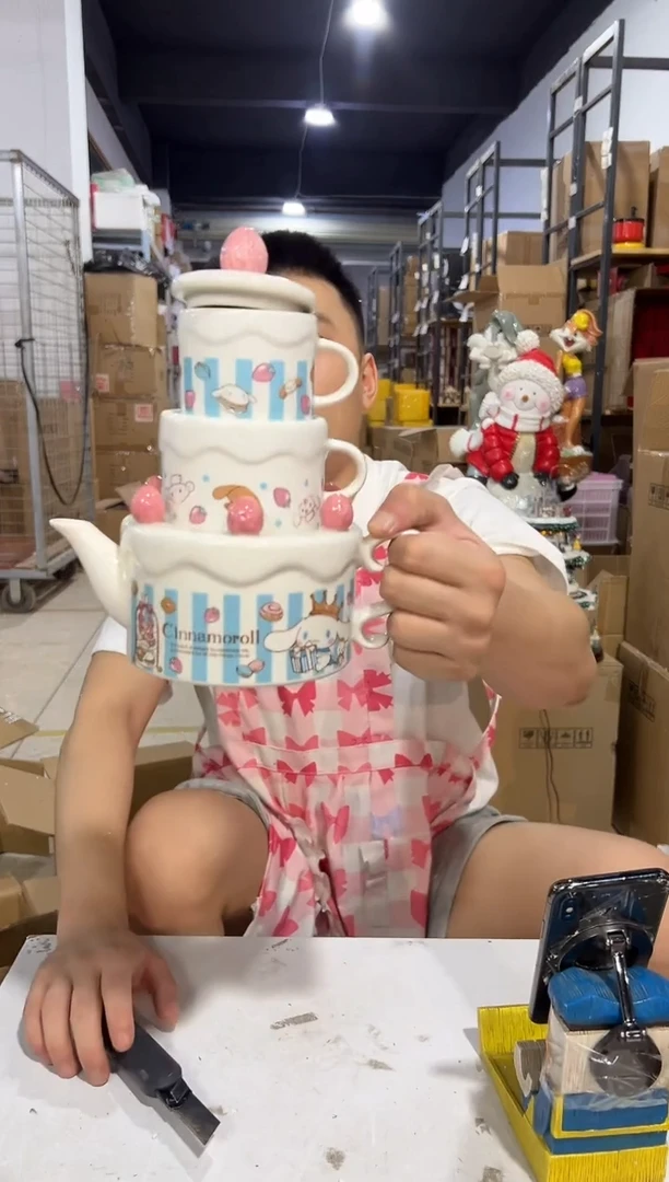 瓷片陶瓷玉桂狗蛋糕茶壶