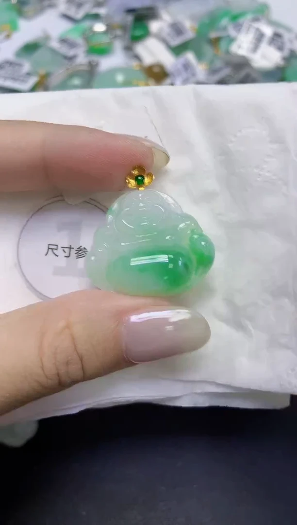 颈饰18K金镶嵌翡翠天然缅甸翡翠A货百元以上9元证书费自理