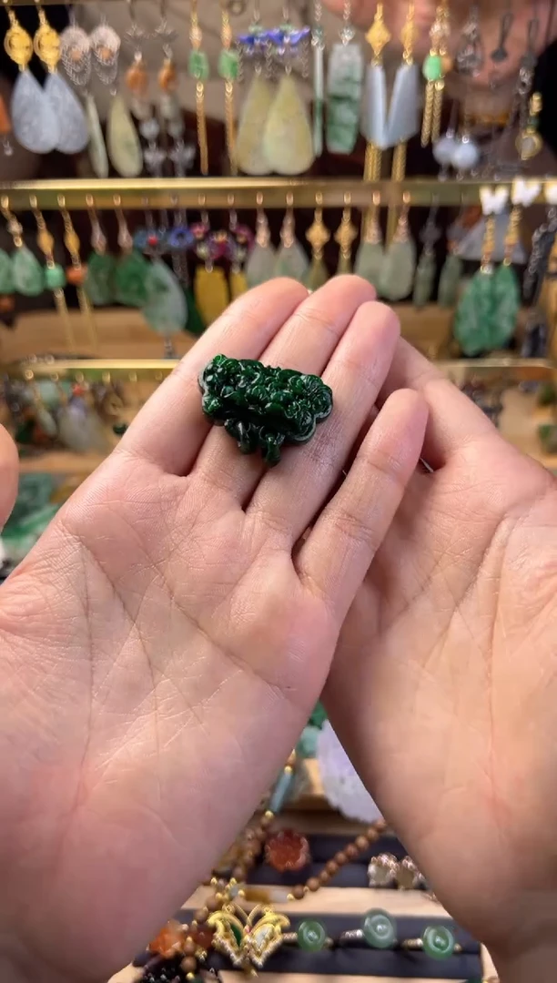未镶嵌定制翡翠翡翠