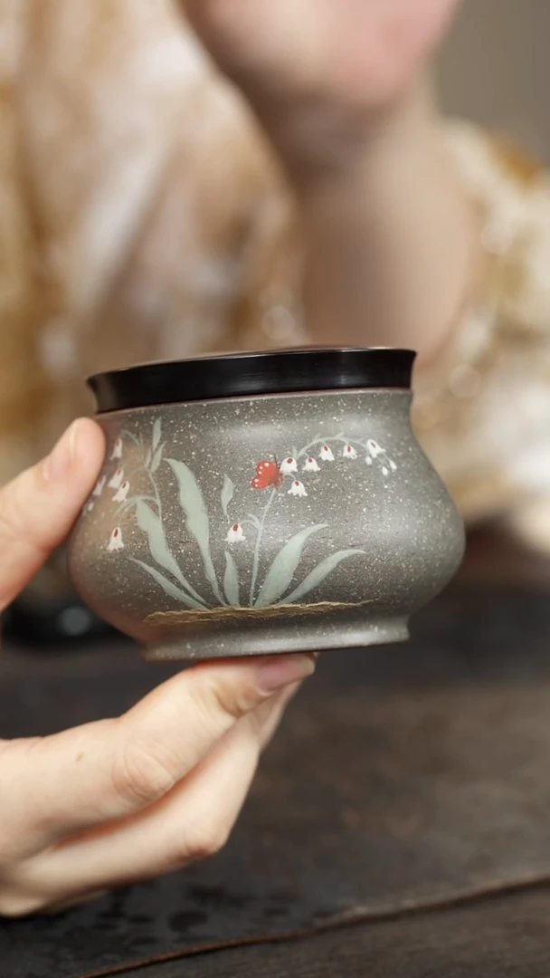 紫砂茶叶罐小罐木盖淡墨泥泥绘铃兰花