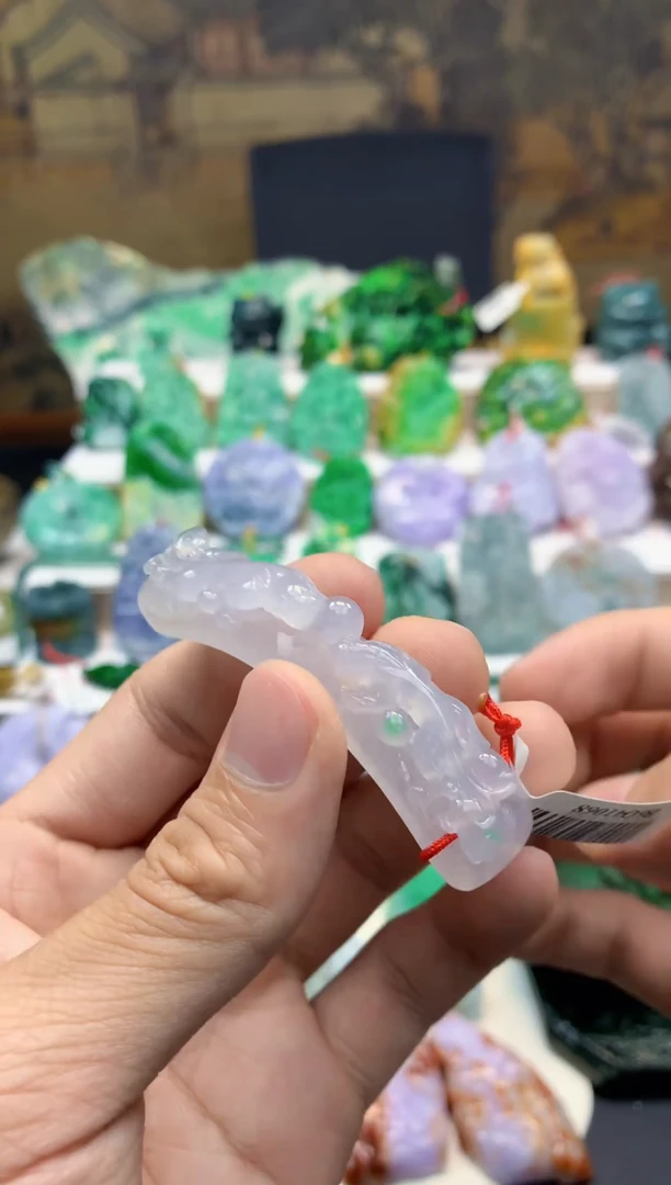 颈饰未镶嵌翡翠睡****）天然A货翡翠