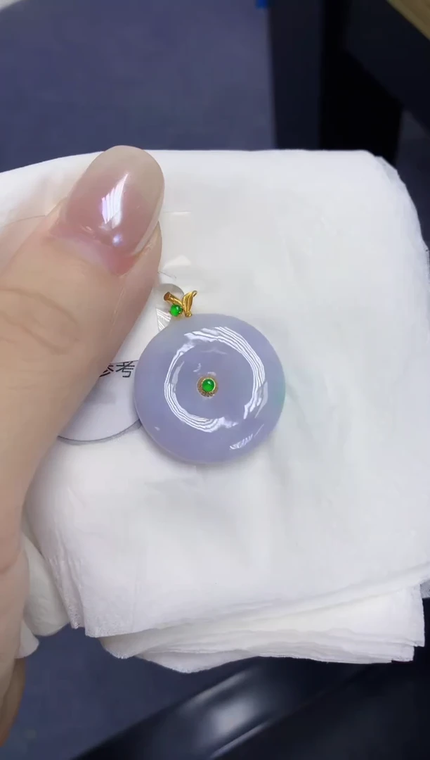 颈饰18K金镶嵌翡翠天然缅甸翡翠A货多样性发一件