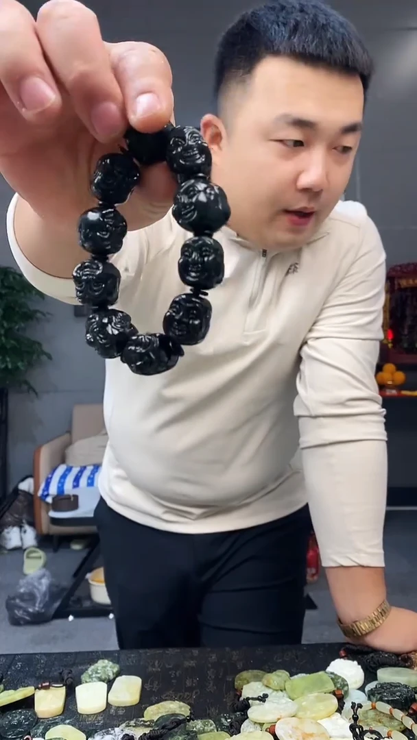 未镶嵌蛇纹石玉其他天然岫玉（多样性发其中之一）
