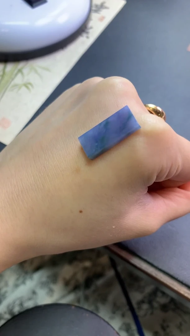 未镶嵌定制翡翠毛货