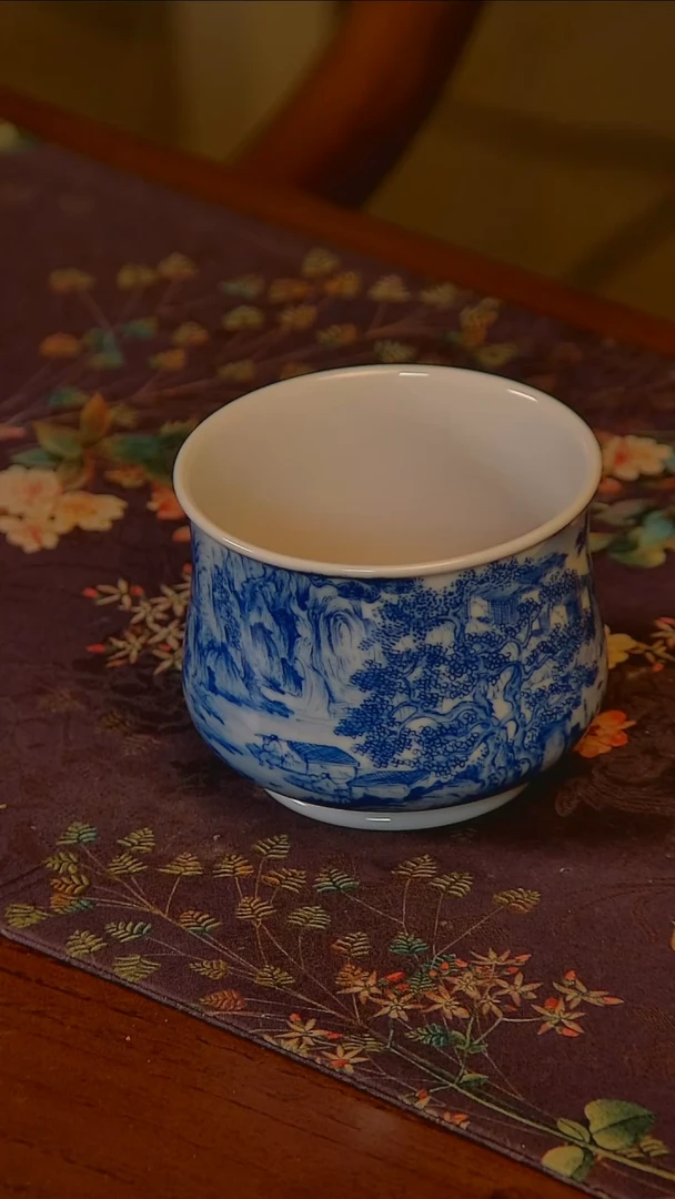杯手工手绘杯杯很美丽