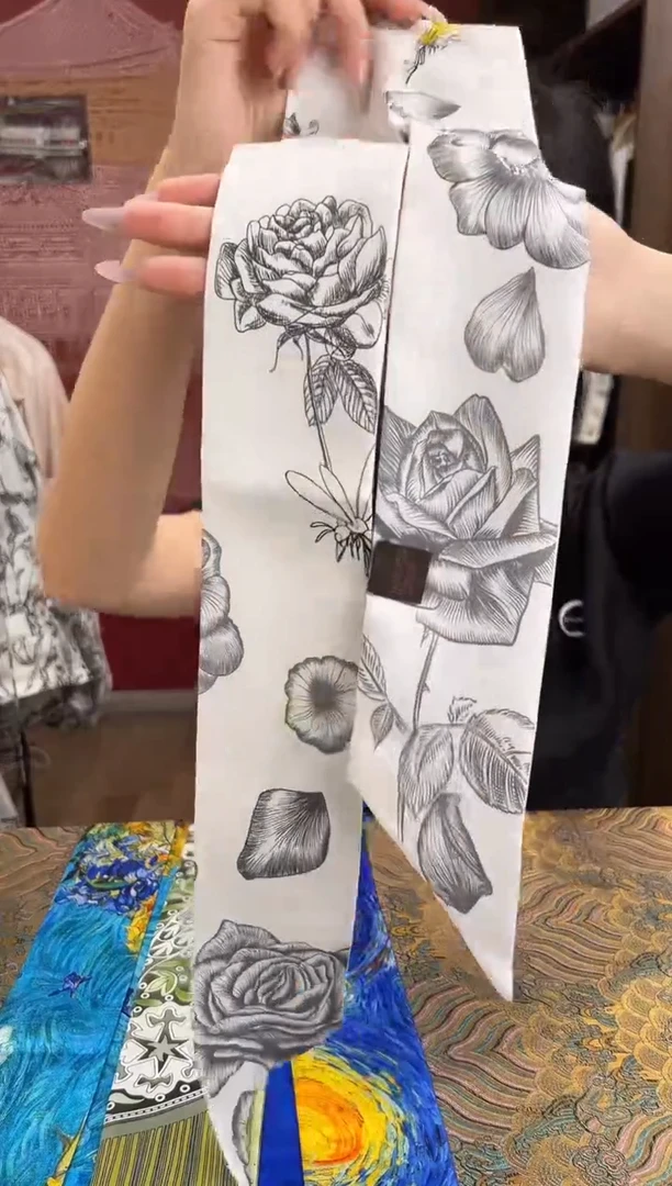 刺绣桑蚕丝飘带 长款