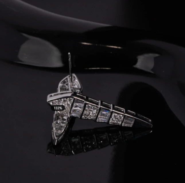 铜合金锆石耳饰 气质轻奢时尚火箭耳环W371