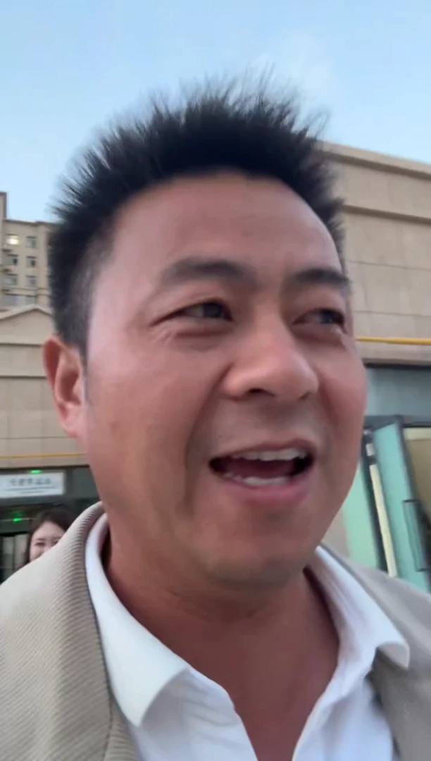 未镶嵌和田玉（糖玉）挂件和田玉
