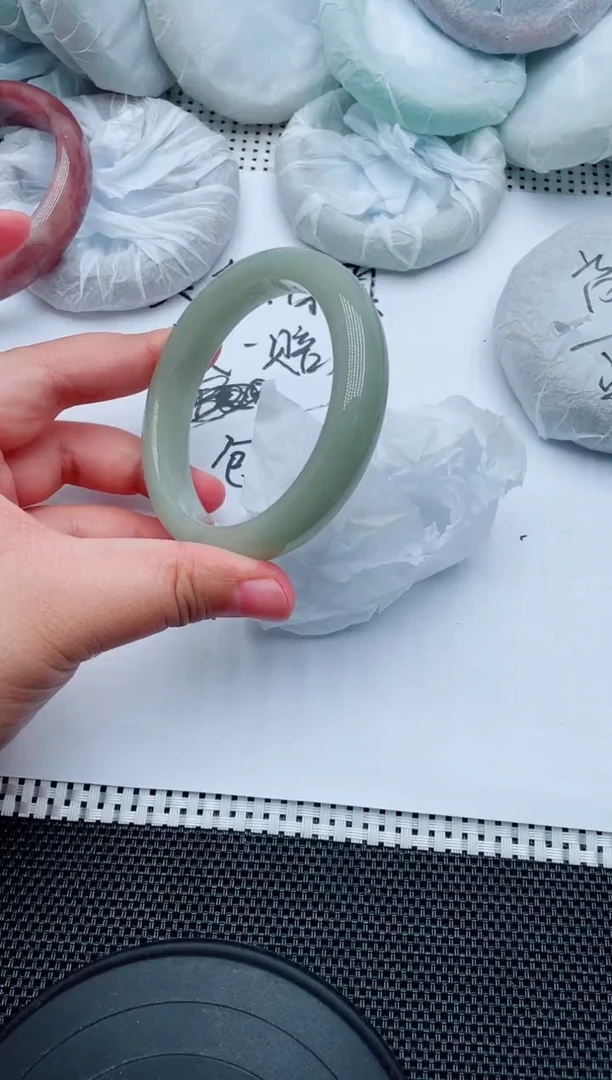 未镶嵌手镯石英质玉118-60-61