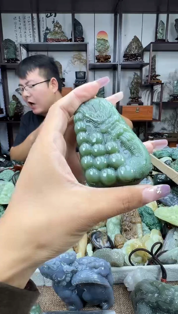 未镶嵌和田玉把件1