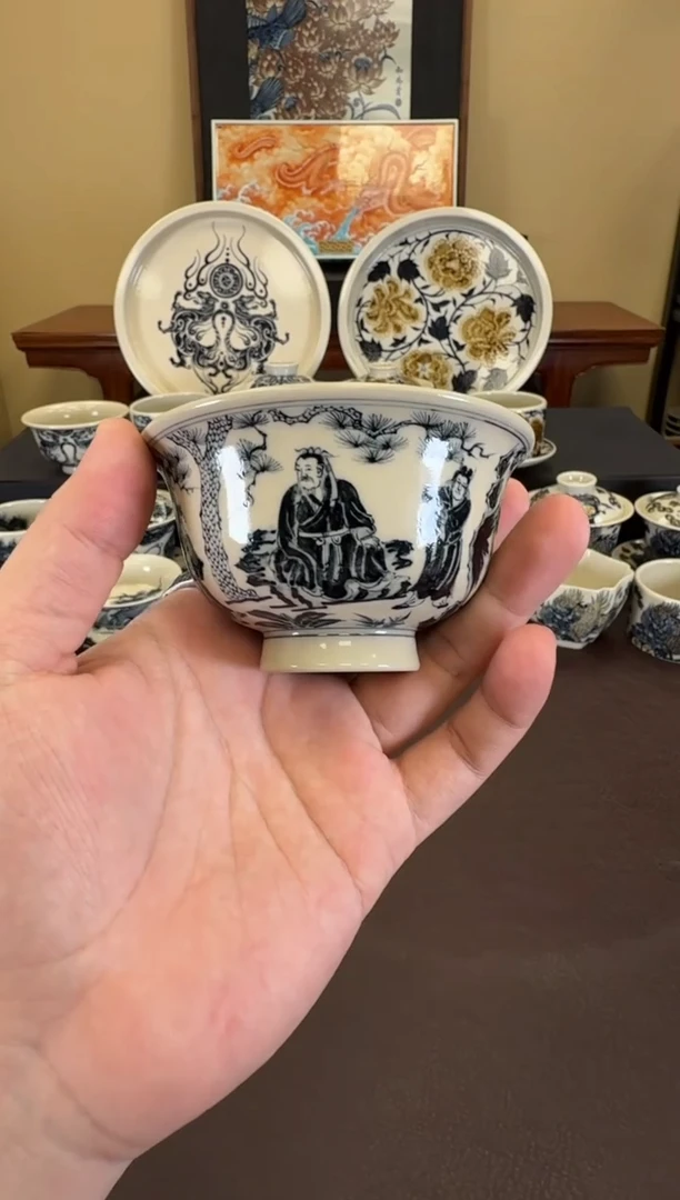 二号釉三顾茅庐压手杯