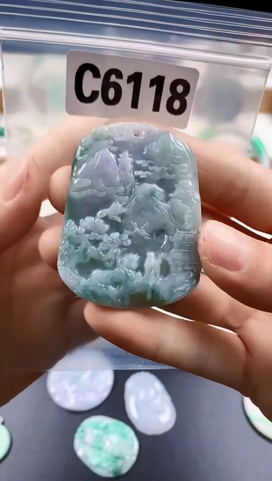 颈饰未镶嵌翡翠天然翡翠吊坠挂件
