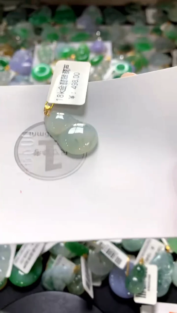 颈饰18K金镶嵌翡翠11111111111111111