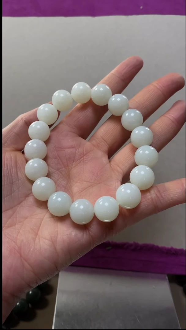 未镶嵌手链和田玉和田玉手串