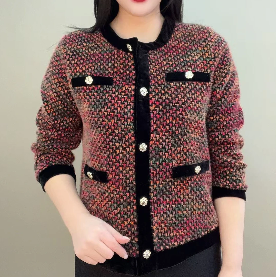 218款花彩小香风外套