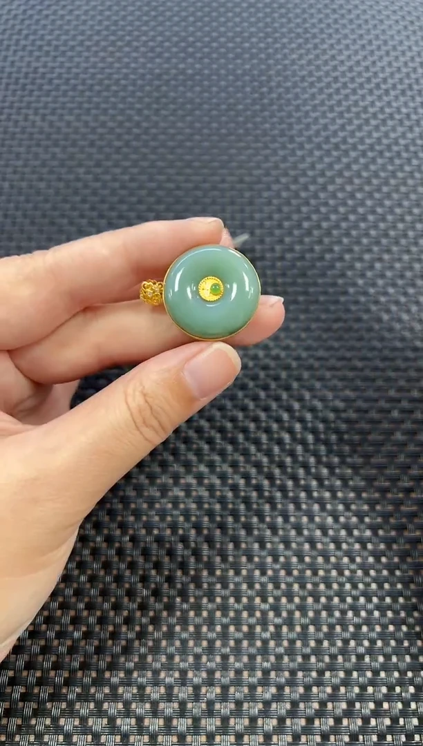 颈饰18K金镶嵌和田玉（多样性发一件）3356-2