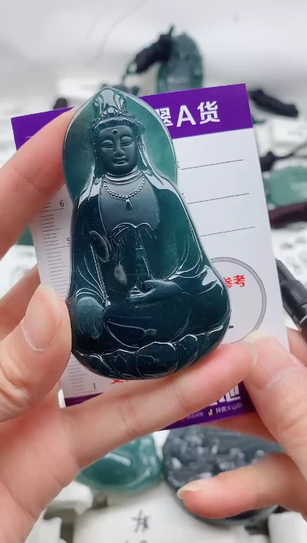 颈饰未镶嵌翡翠8