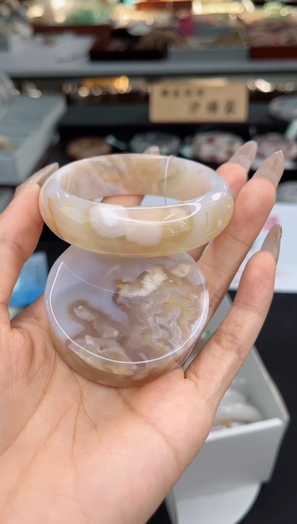 【闪购商品】石英质玉手镯未镶嵌53圈口（不退不换）1567055