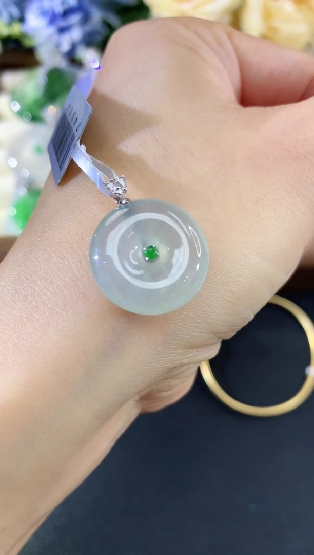 吊坠(不含链)18K金镶嵌翡翠48|1800