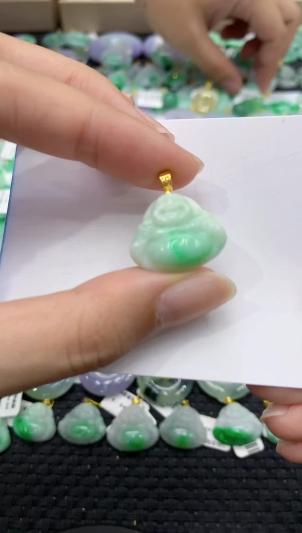 颈饰未镶嵌翡翠天然缅甸翡翠A货