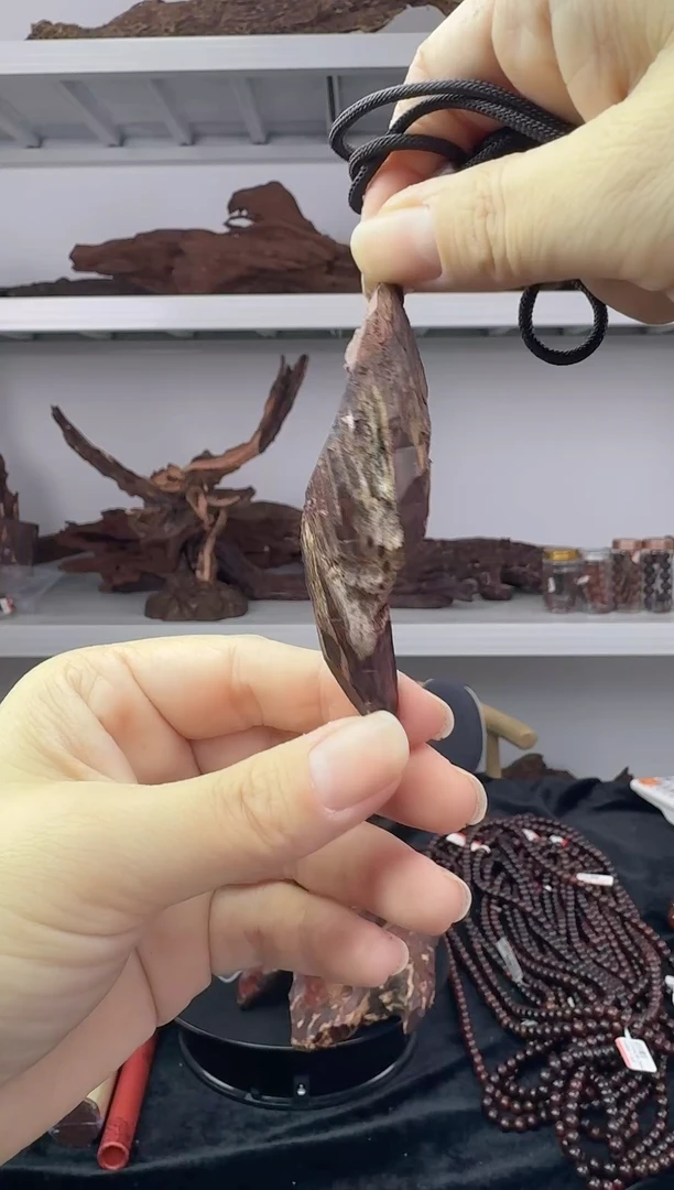 降真香海南红降花梨公随型原料11g