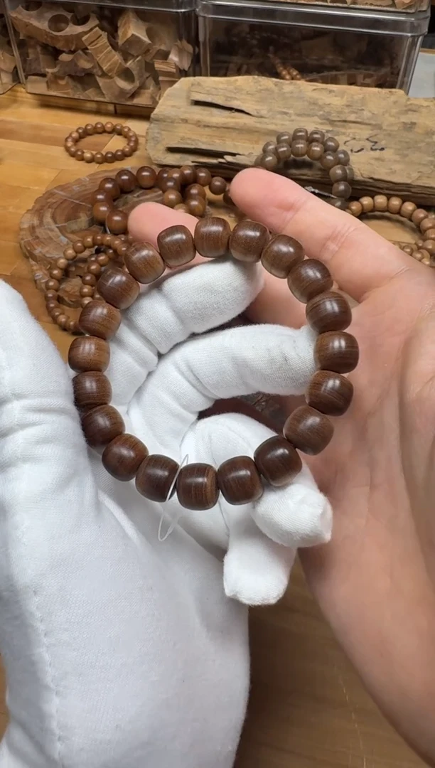 檀香木其他开***北老山檀香檀香王10*11单圈横纹沉水黑肉