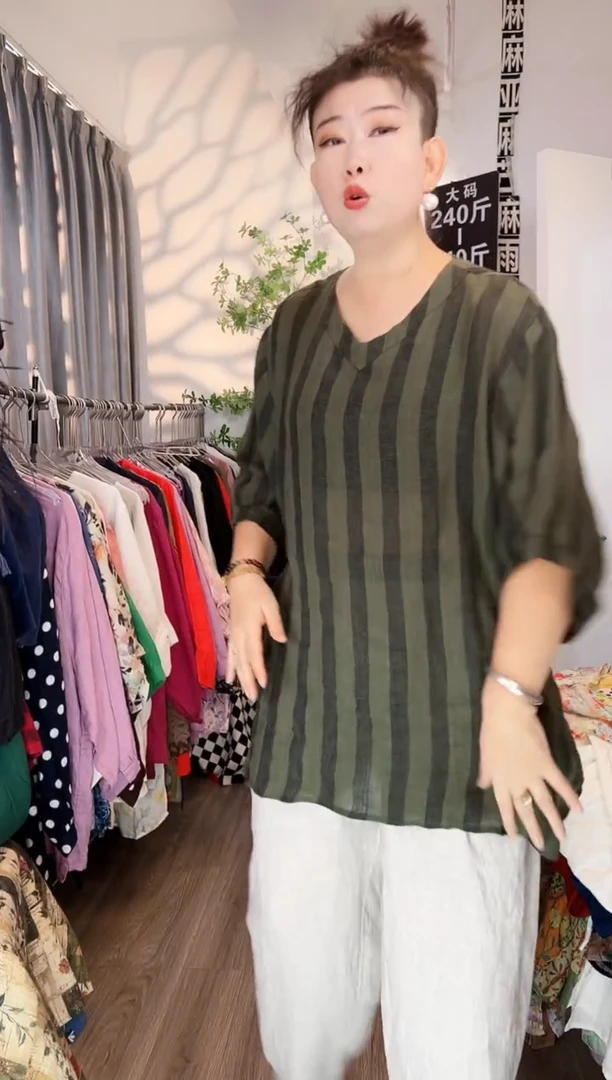 亚麻大码女装系列。