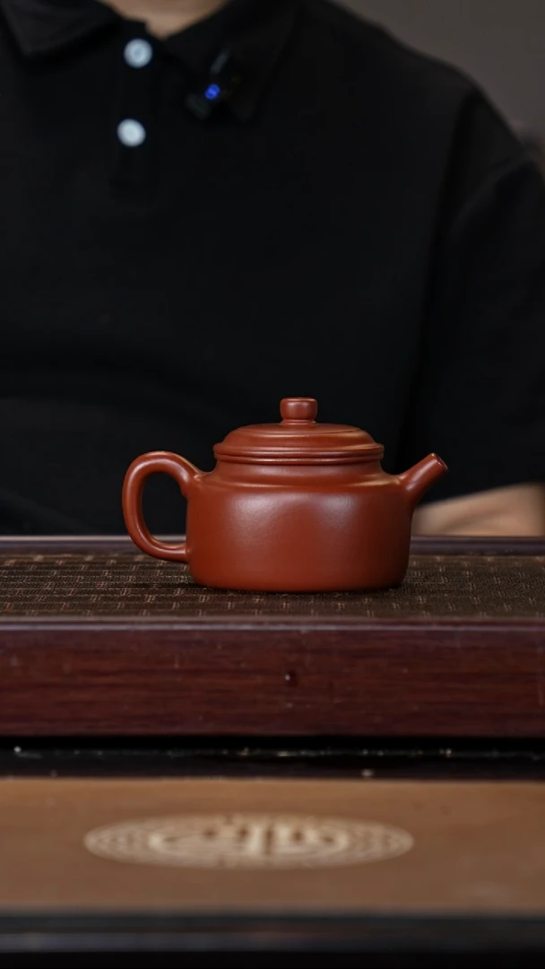 茶壶紫砂雨*梁菲茶壶预售德中