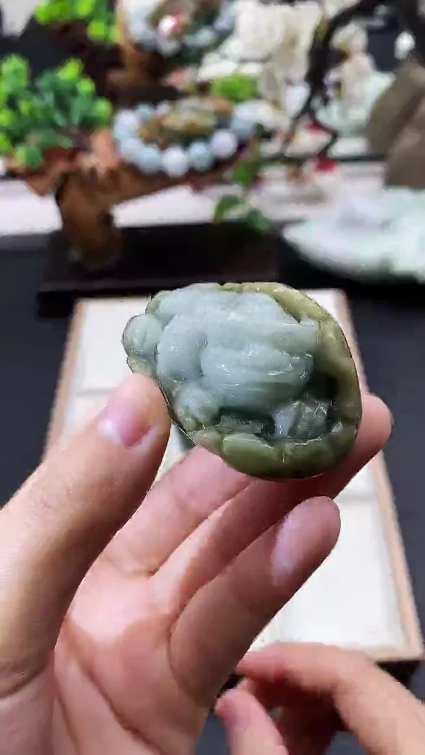 颈饰未镶嵌翡翠天然缅甸A货翡翠