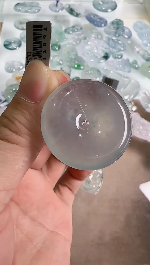 【闪购商品】翡翠吊坠(不含链)未镶嵌··