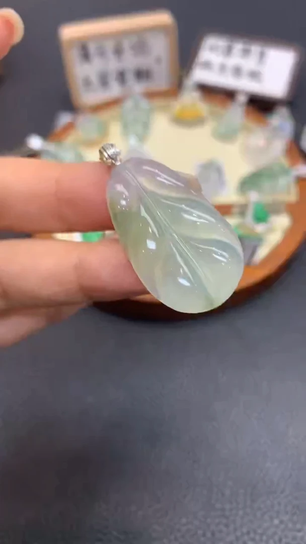 18K金镶嵌定制翡翠C291