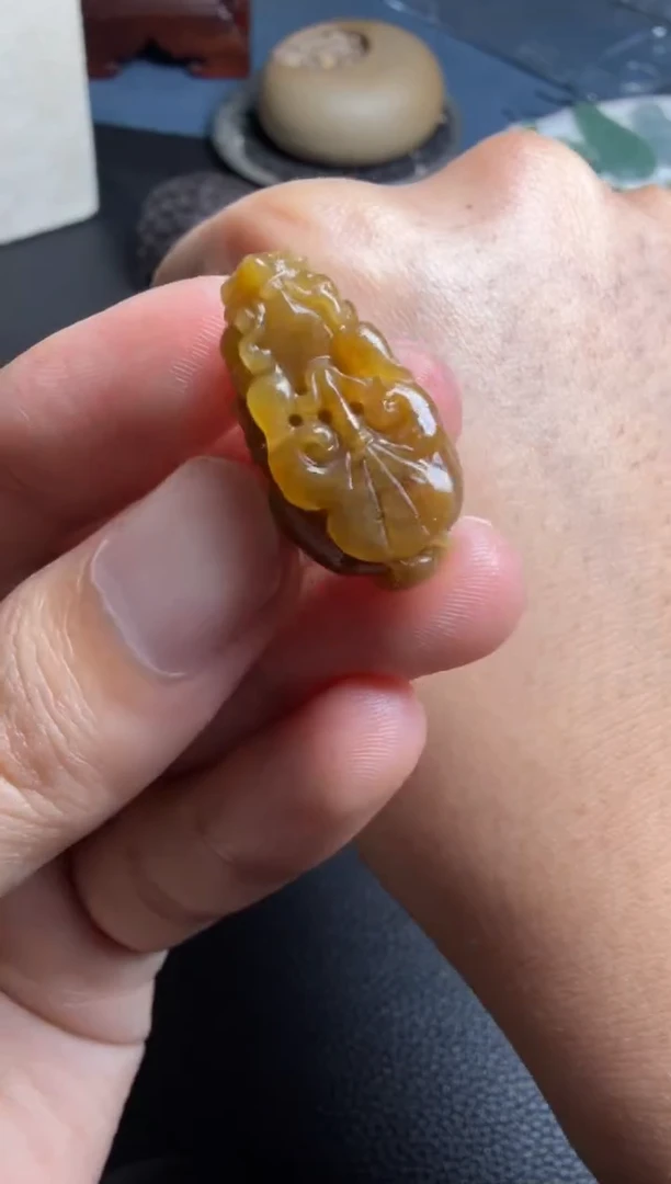 未镶嵌定制翡翠貔貅