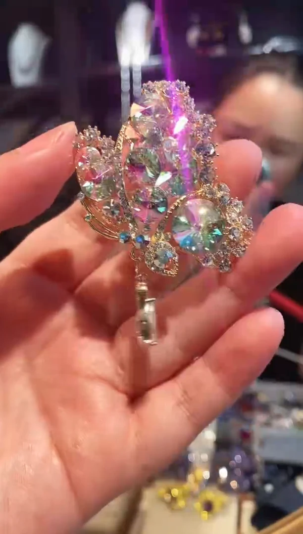 仿水晶铜合金高货 正品华子 侧飞蝴蝶