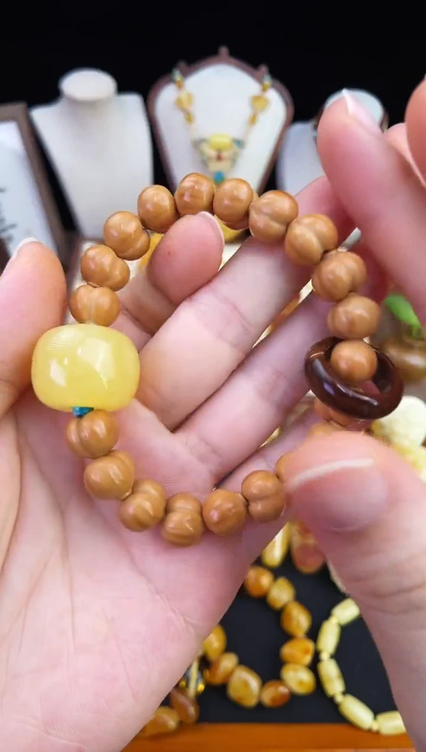 琥珀未镶嵌珠宝奇石柒月