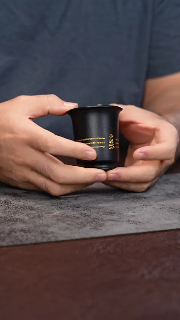 茶杯紫砂朱泥焐灰微刻心经