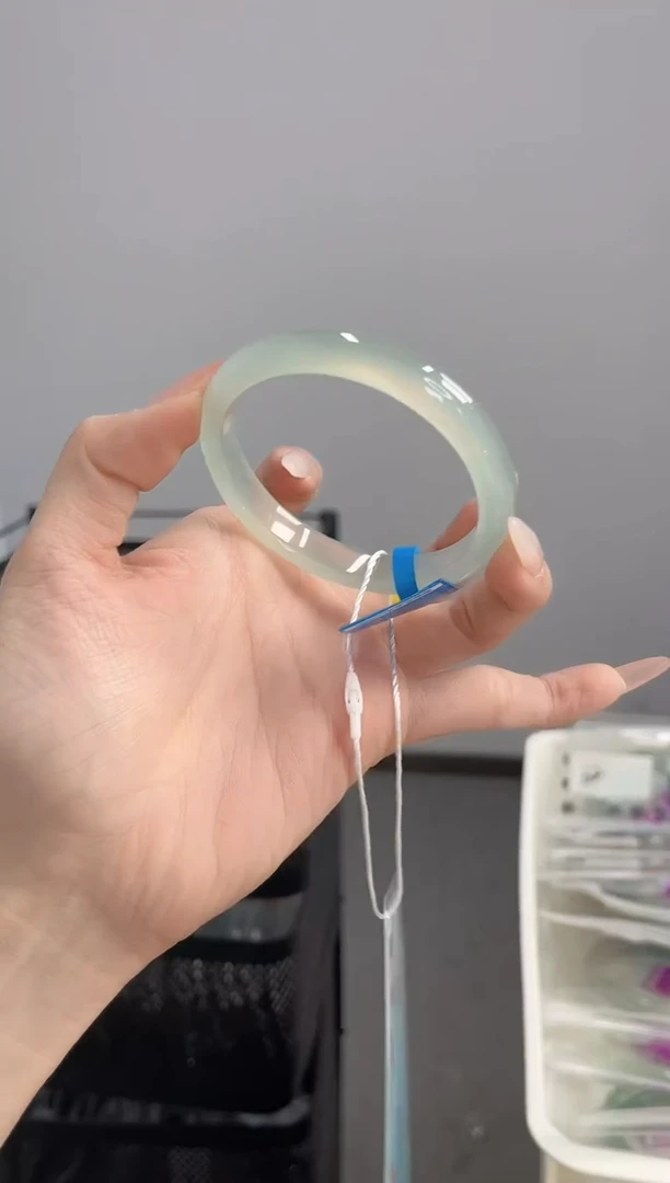 【闪购商品】玛瑙/玉髓手镯未镶嵌54-55圈