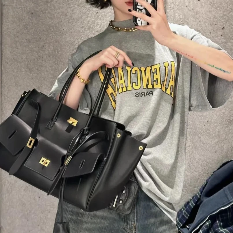 全新未使用 Balenciaga/巴黎世家 小花攀攀BEL AIR 手提包 中号