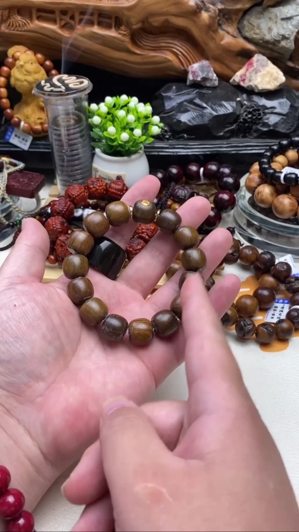 【闪购商品】维腊木（绿檀）手串/手链绿檀1.5