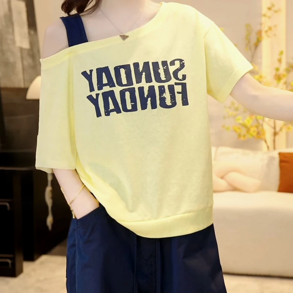 『撞色字母』2025夏季印花宽松斜肩领休闲气质T恤短袖上衣女