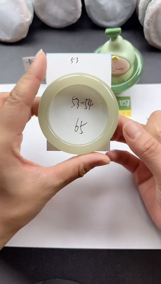 未镶嵌手镯石英质玉53+53/54