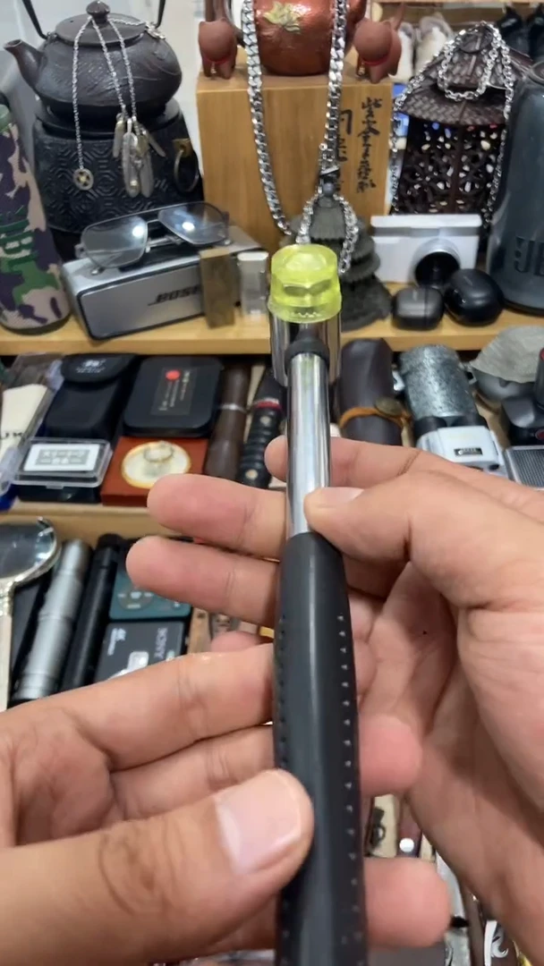 瓷片闪购商品  如图所示