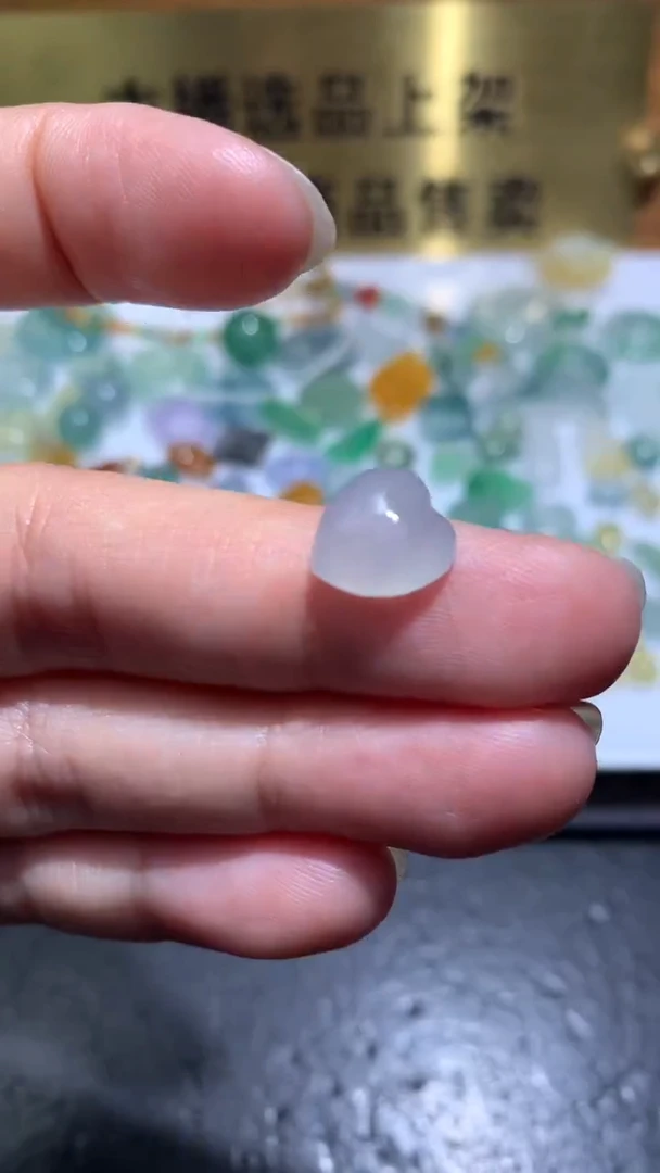 未镶嵌定制翡翠毛货9.9-9.3-4..6