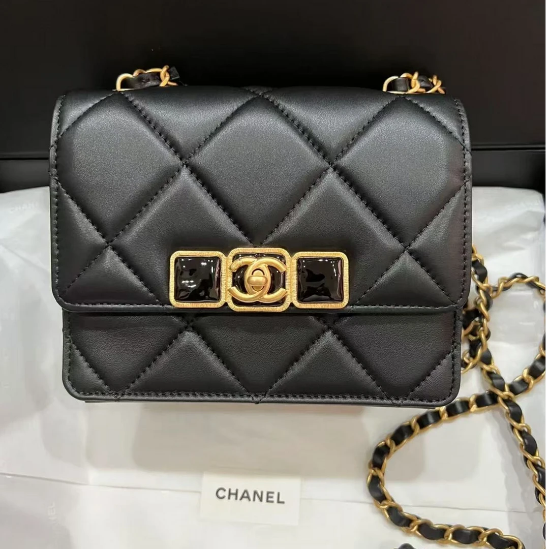 99新 Chanel/香奈儿 3054|新款珐琅扣大菱格纹斜挎包黑金单肩包