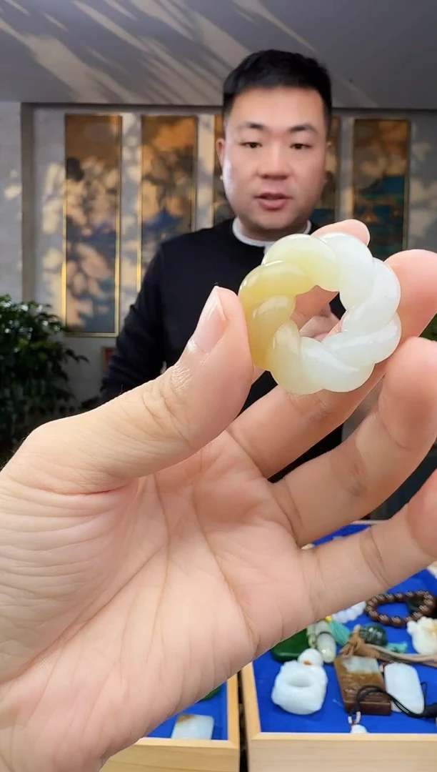 未镶嵌和田玉挂件拍一发一