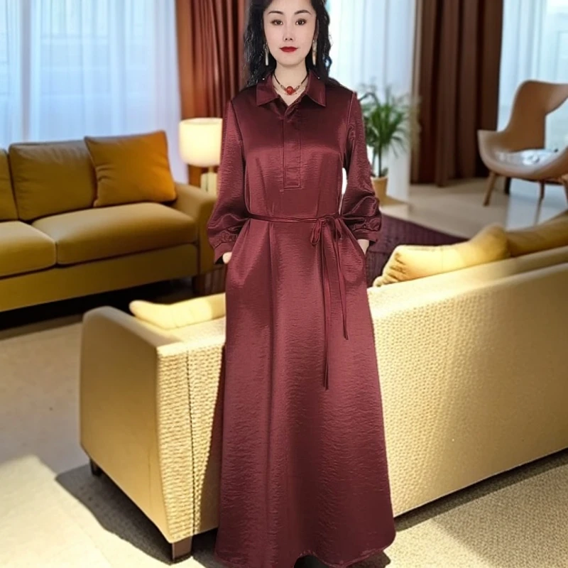 秋季新款时尚减龄高端翻领百搭气质中老年大码裙子