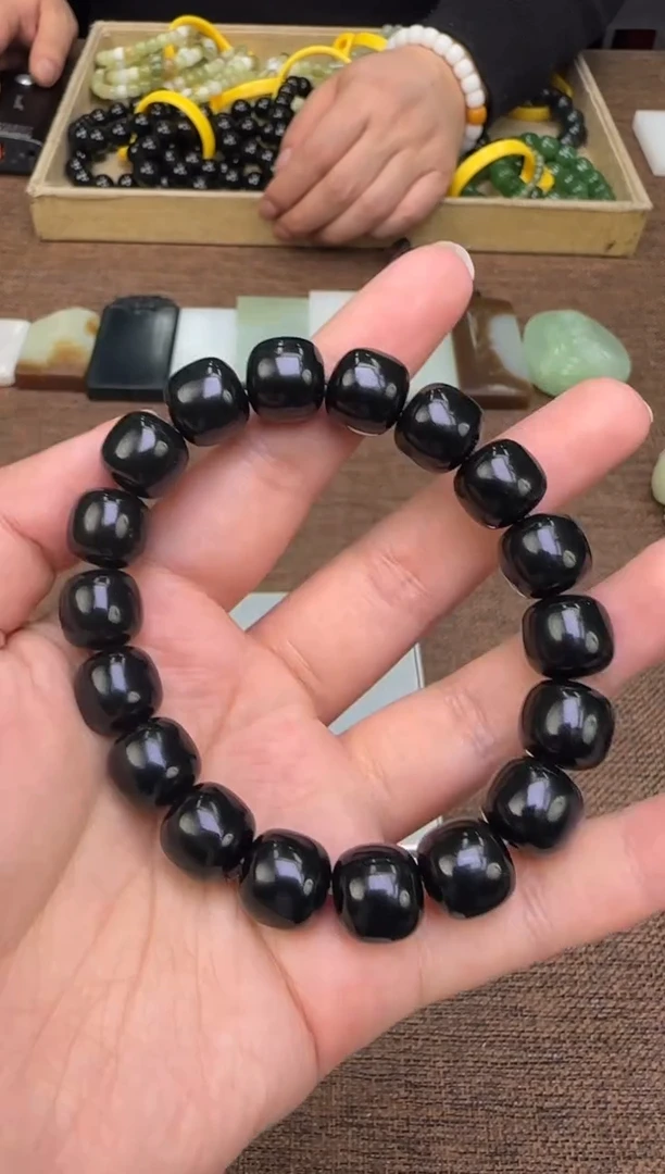 未镶嵌手串和田玉手串