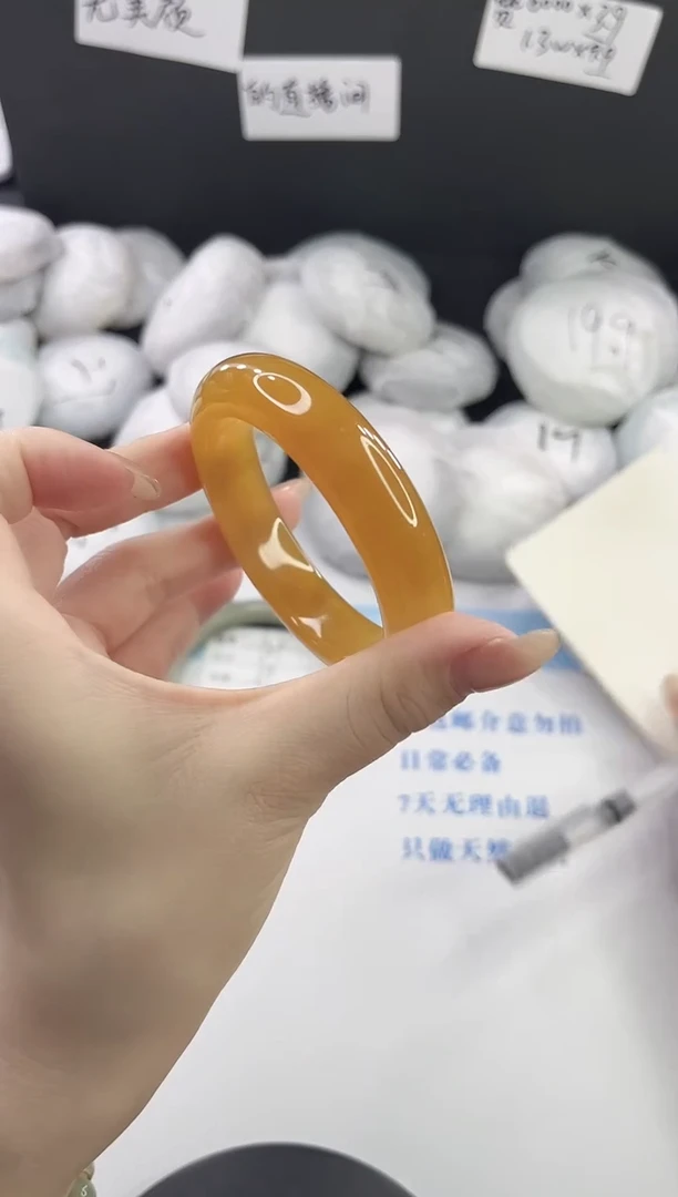 未镶嵌手镯石英质玉多样性发货V71