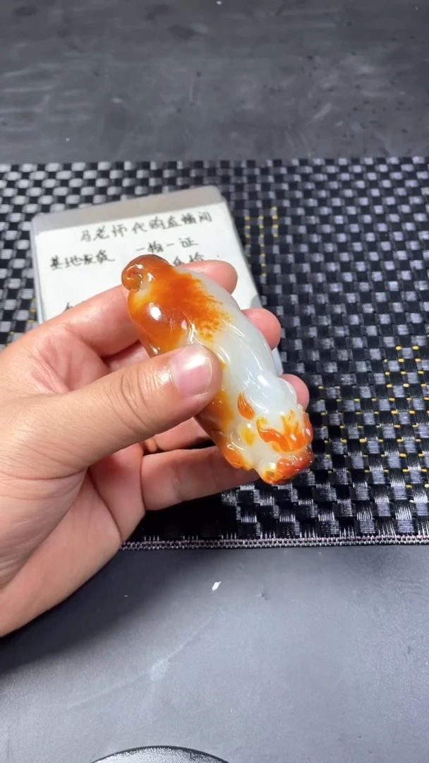 和田玉未镶嵌颈饰和田玉5